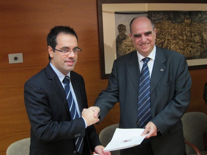 El Secretario De Vivienda Y Mejora Urbana De La Generalitat, Carles Sala