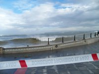Olas de más de siete metros al Norte de Cabo Mayor en Santander