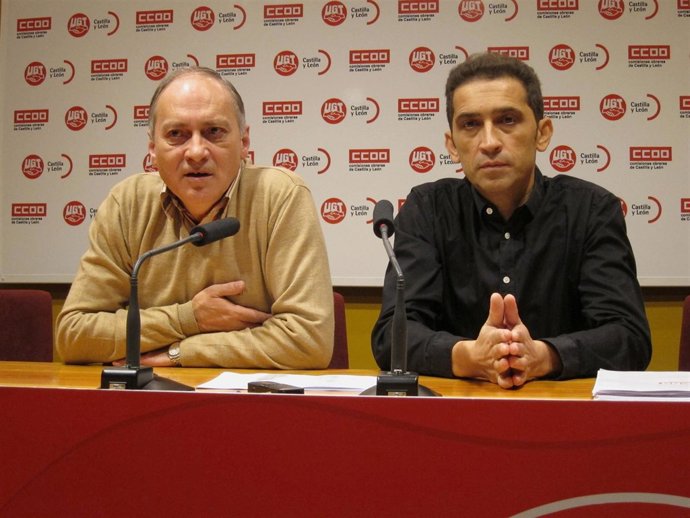 Temprano, A La Izquierda, Y Andrés Durante La Valoración Del IPC