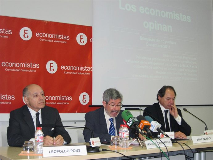 Los Decanos De Valencia, Alicante Y Castellón Presentan La Encuesta.