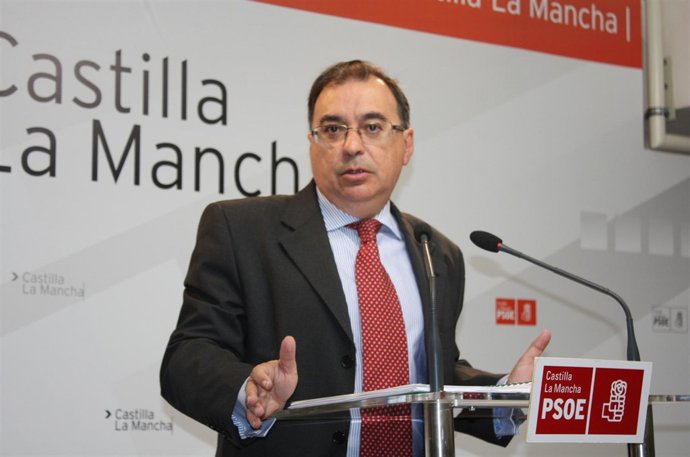 Fernando Mora, PSOE