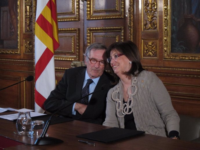 El Alcalde De Barcelona, Xavier Trias, Y La Consellera De Enseñanza, Irene Rigau