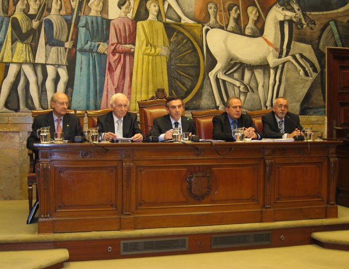 Abadía, Beamonte Y Elorza En La Inauguración De Las Jornadas En Zaragoza
