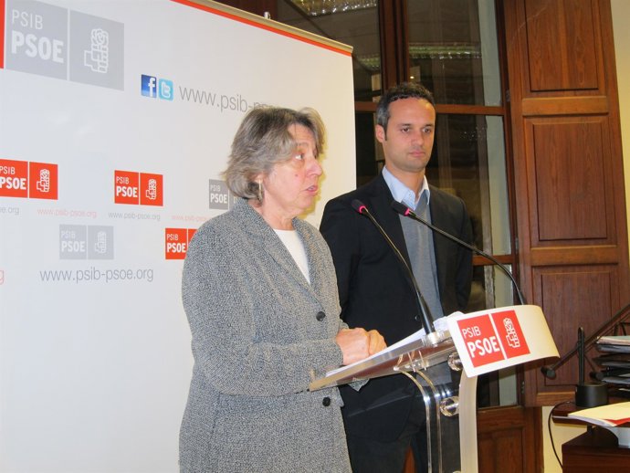 Rosamaría Alberdi Y Pablo Martín