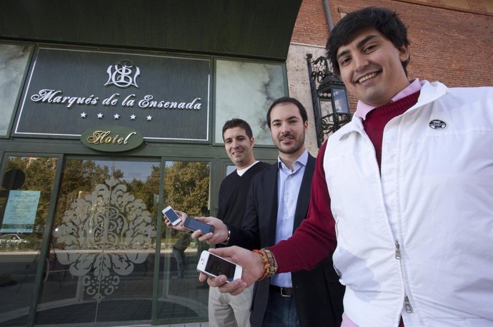 Creadores De La Aplicación De Reservas Hoteleras