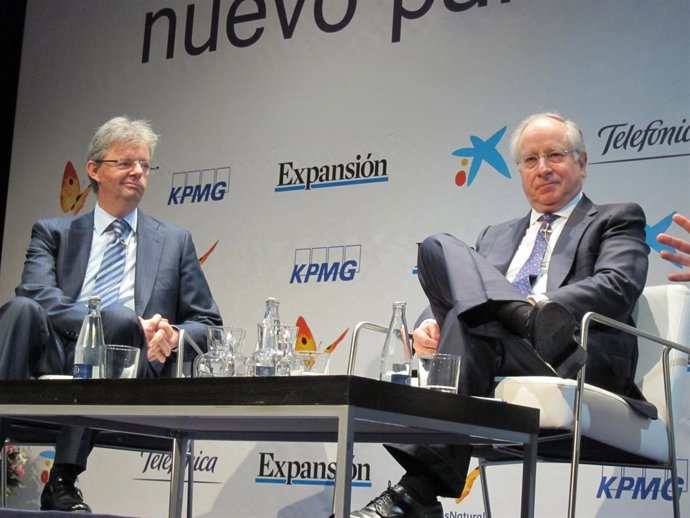 Joan Maria Nin (La Caixa) Y John Scott (KPMG)
