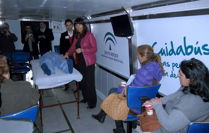 Micaela Navarro Presenta La Nueva Edición Del Cuidabús
