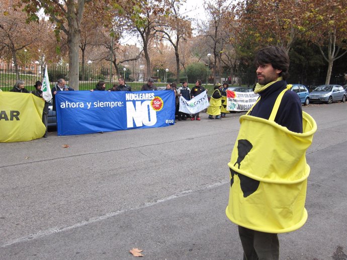 Protesta Contra Las Centales Nucleares