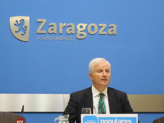 Eloy Suárez (PP) En Sala De Prensa Del Ayuntamiento