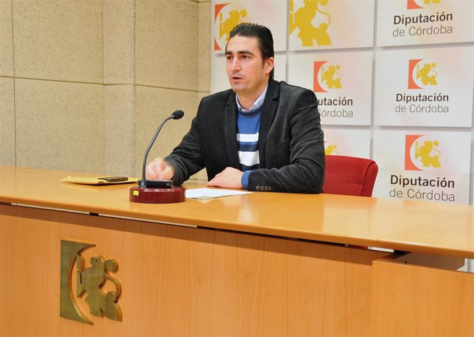  El Delegado De Juventud Y Deportes De La Diputación, Agustín Palomares