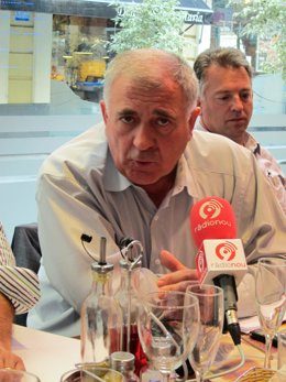 El Secretario General De La Unió, Ramón Mampel, En Un Encuentro Con Periodistas.