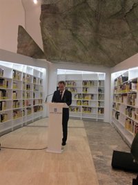 Roberto Varela resta "importancia" a la bronca en el Parlamento por la obra de Castelao, que será declarada BIC