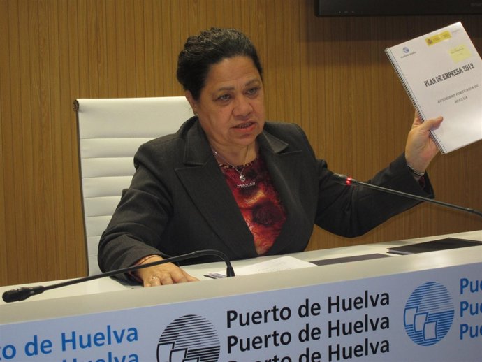 La Presidenta De La Autoridad Portuaria De Huelva, Manuela De Paz.