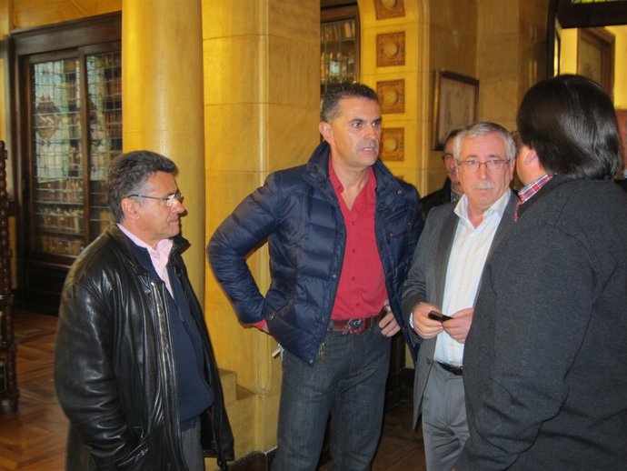 Toxo En Su Visita A La Fábrica De Armas De Santa Bárbara