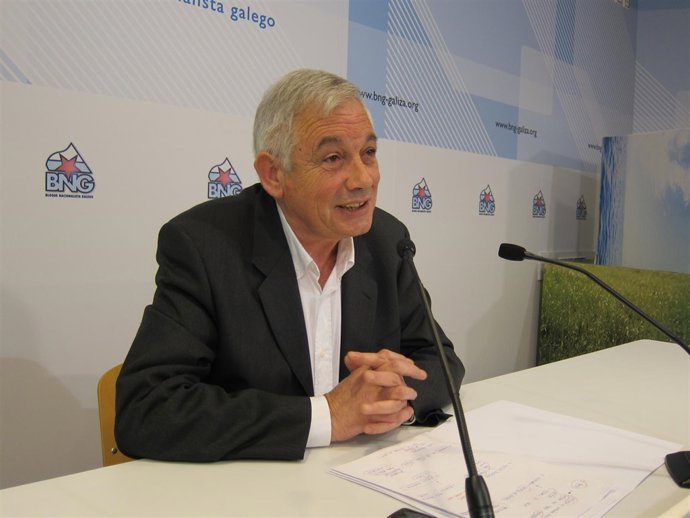 Guillerme Vázquez, En Rueda De Prensa En Santiago