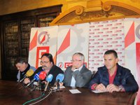 Toxo insta a la CEOE a tener en público el mismo discurso que en privado 