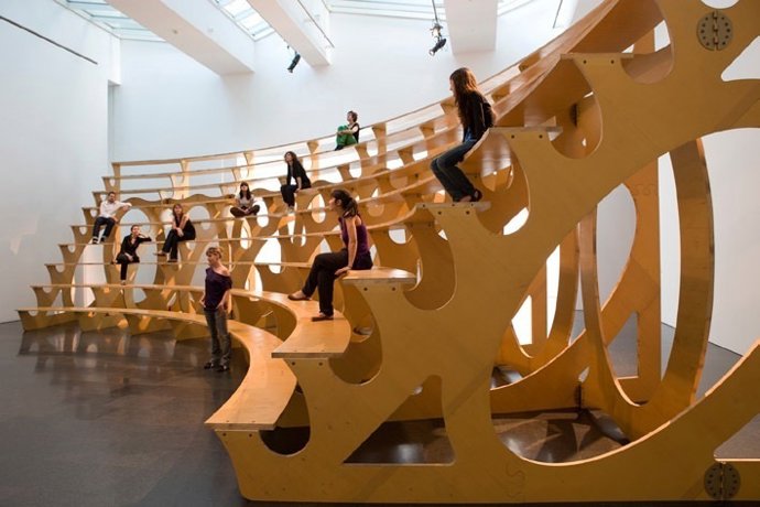 Obra 'Arena', De Rita Mcbride