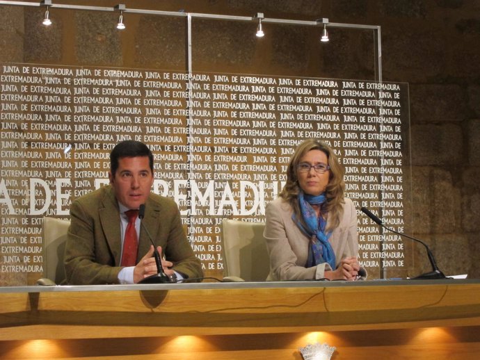 Pedro Nevado Y Cristina Tenientee
