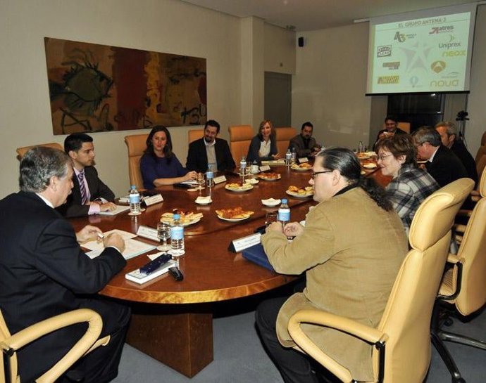 Reunión Grupos De Interés Grupo Antena 3 