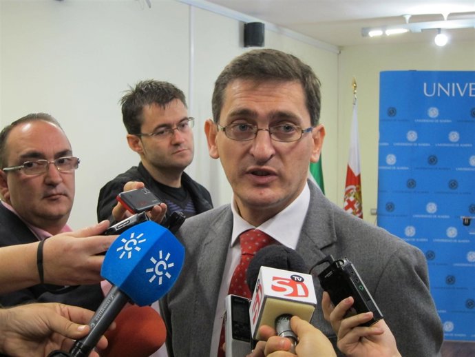 El Secretario Provincial Del PSOE De Almería, José Luis Sánchez Teruel 