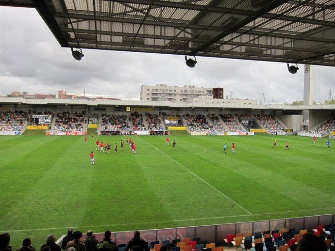 Campo De Fútbol De Lasesarre, En Barakaldo.