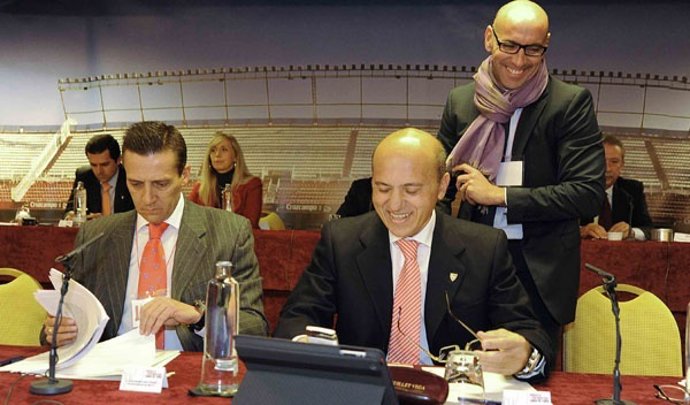 José María Del Nido Y Monchi En La Junta De Accionistas Del Sevilla