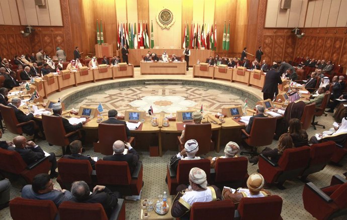 Cumbre De La Liga Árabe En El Cairo