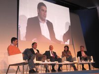 Bendodo (PP) propone que la administración periférica de la Junta la asuman las diputaciones