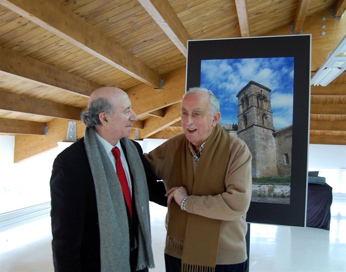Miguel Ángel García Guinea Y Perids