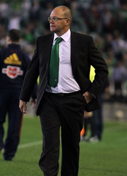 Pepe Mel, Durante Un Partido Del Betis