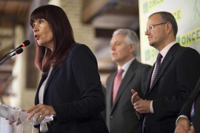 Navarro Durante Su Intervención En El Acto De La ONCE