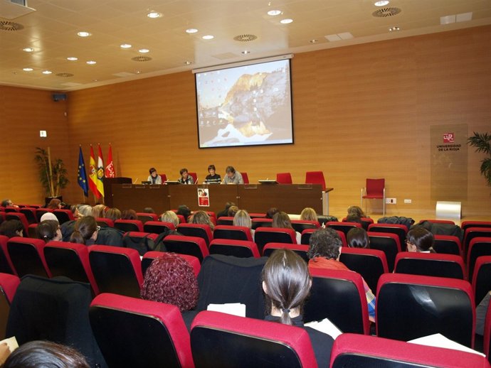 Estudio Investigación UR        