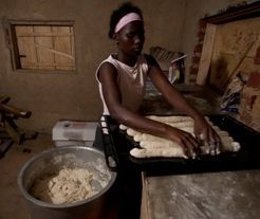 Curso De Pan Niñas Uganda