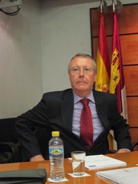 Economía "estudiará" la viabilidad de Aval C-LM y el Instituto Fotovoltaico, así como la gestión directa del IPEX