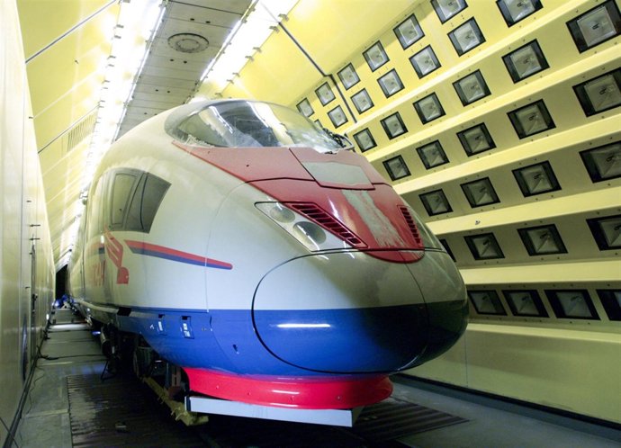 Tren Ave 'Velaro' De Siemens