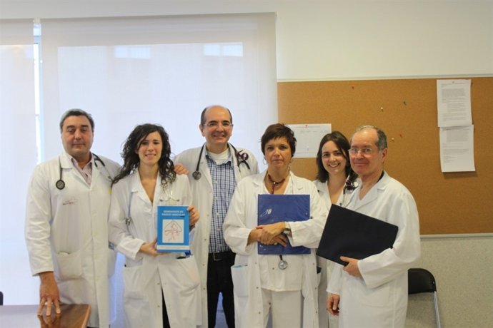 Facultativos Del Área 2 De Salud Presentan Dos Libros