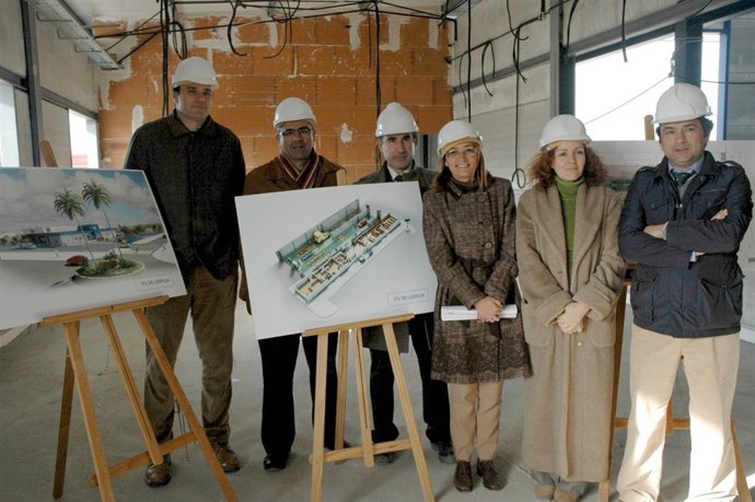 La Delegada De Economía En Sevilla Y La Alcaldesa De Lebrija En Las Obras