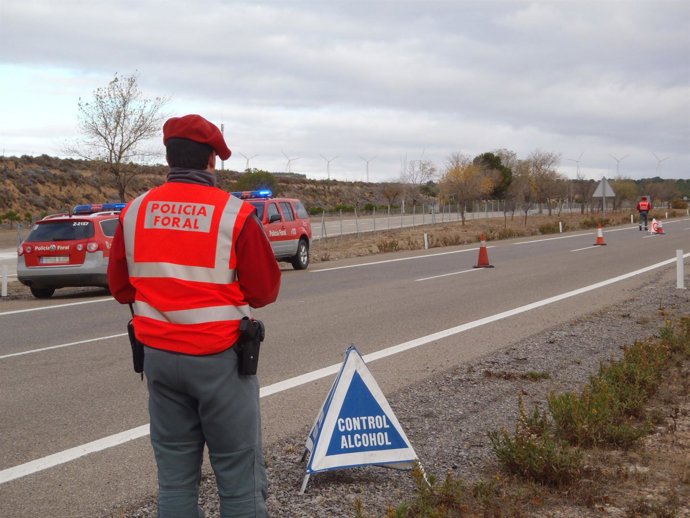 Control de alcoholemia de la Policía Foral.