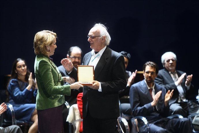 Carlos Saura Recibe La Medalla Internacional De Las Artes