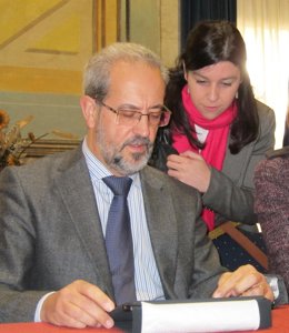 El Rector De La USAL