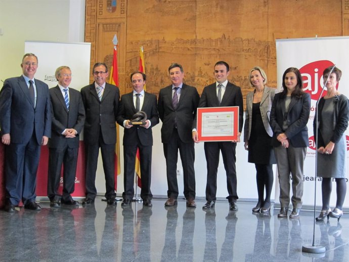 Entrega El Premio Empresa Joven Familiarmente Responsable Aragón 2011