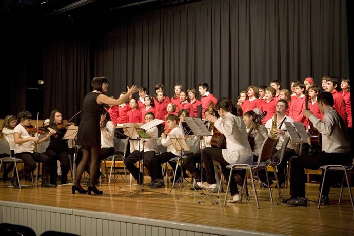 Escuela Municipal De Música De Camargo