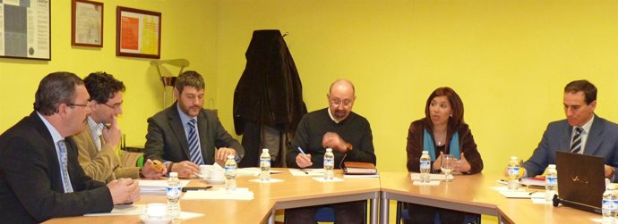 Reunión Entre La Alcaldesa De Huesca, Ana Alós, Y Representantes Del CIRCE.