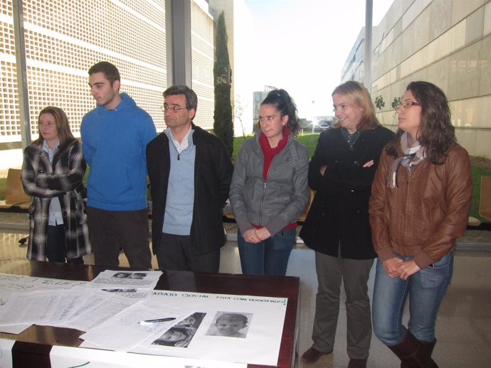 Profesores De La UHU Y Alumnos Se Solidarizan Con Los Niños Peridos En Córdoba.