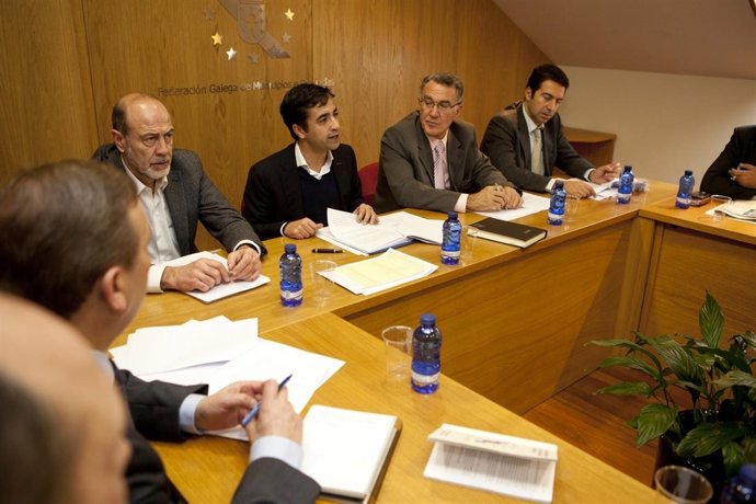 REUNION DE LA FEGAMP PRESIDIDA POR SU PRESIDENTE JOSE MANUEL REY VARELAOSCAR COR