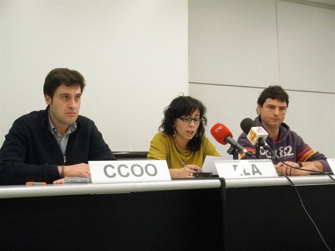 Representantes De CCOO, ELA Y LAB En El Sector Del Comercio.       