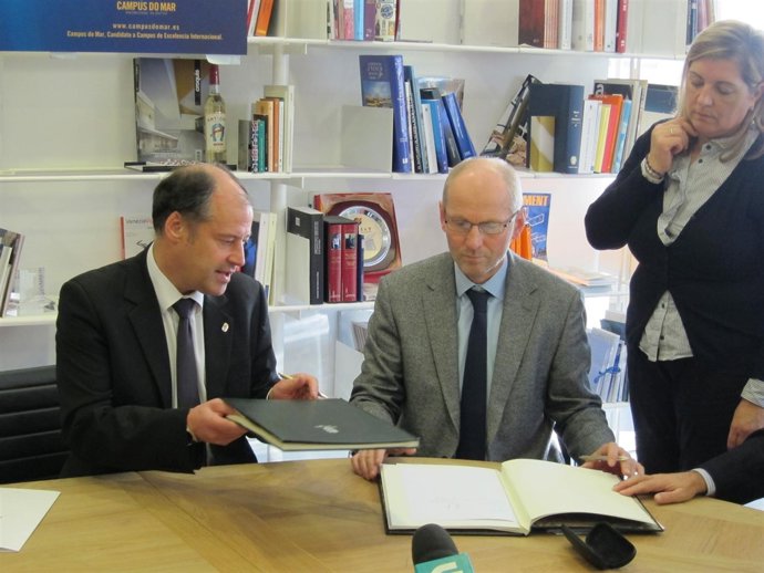 Vigo Foto Cern Higgs