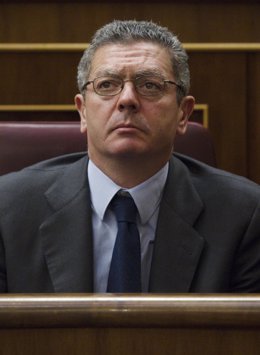 Alberto Ruiz Gallardón, Nuevo Ministro De Justicia