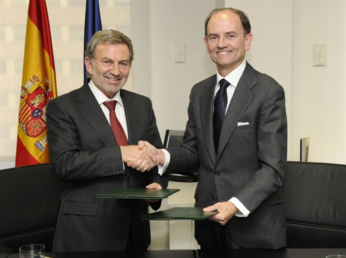 El Presidente De Adif Y El De Talgo