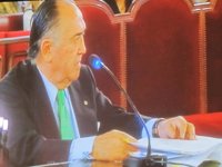 El sastre de Costa dice que las medidas de las hojas de encargo de Milano y Forever no son las de su cliente